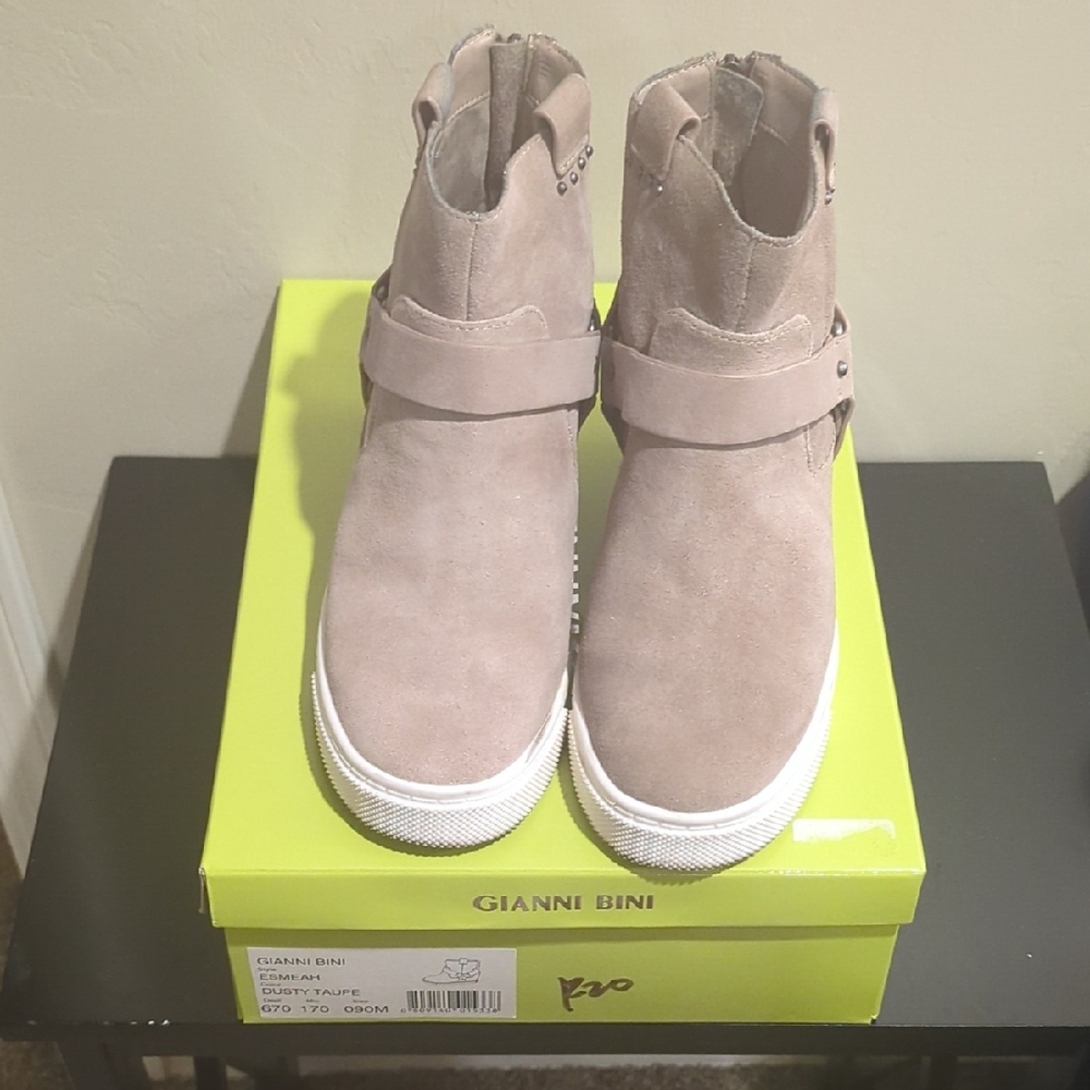 Gianni Bini Taupe Suede Strap Boots